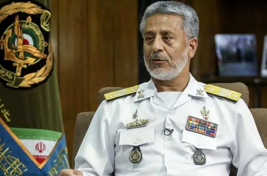 دریادار سیاری: اگر تنگه هرمز باز بود قیمت بنزین در آمریکا افزایش پیدا نمیکرد