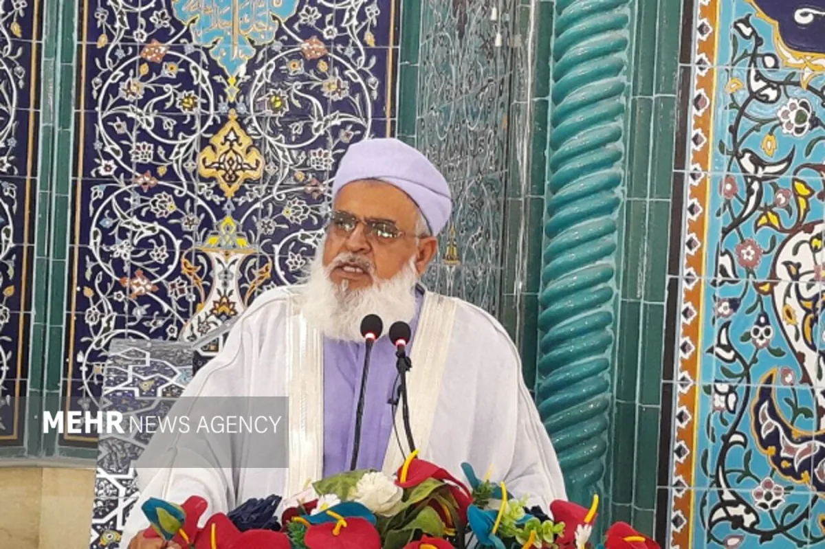 امام جمعه اهلسنت خاش: هزینههای سنگین ازدواج را از دوش جوانان برداریم