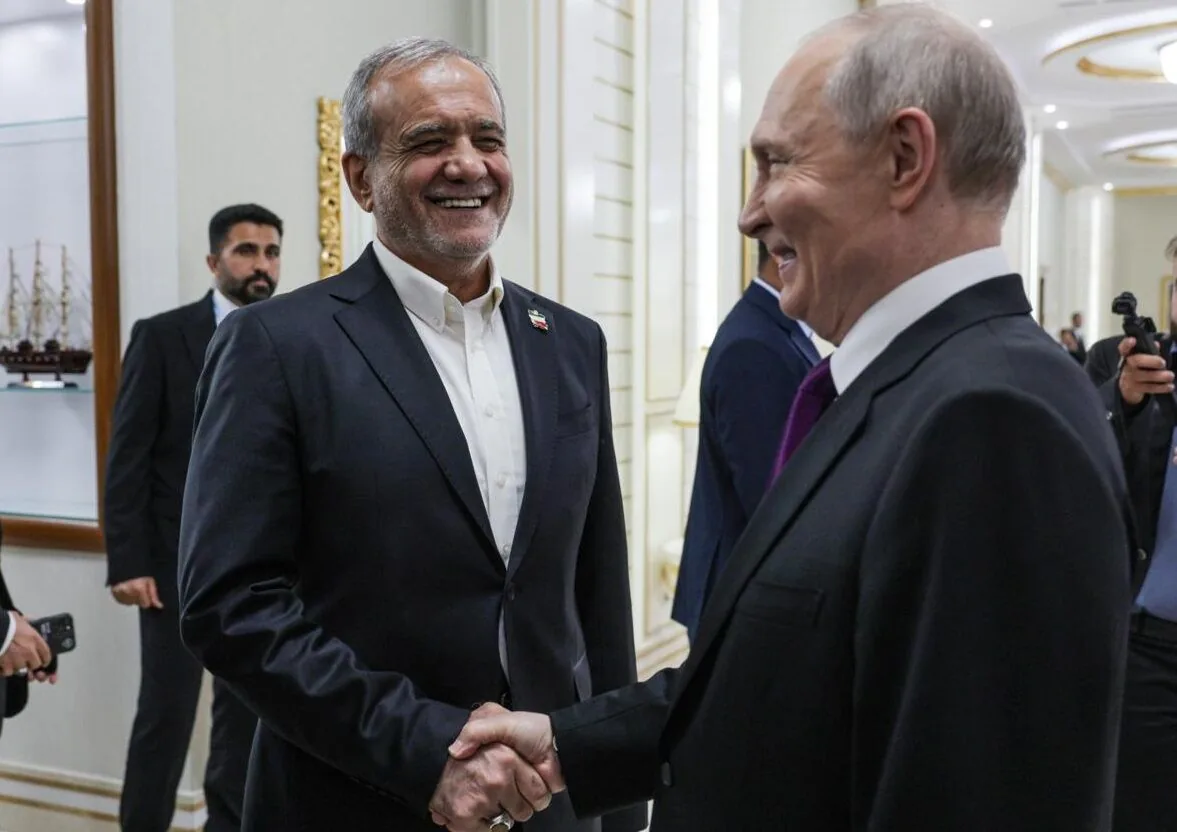 کرملین: پزشکیان در دیدار با پوتین، پیامی برای ترامپ نداشت