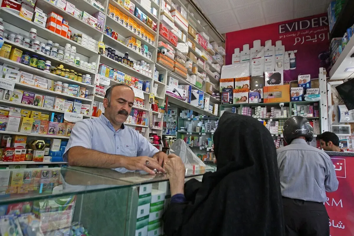 کمبود و گرانی دارو نتیجه بازار ارز و تورم است