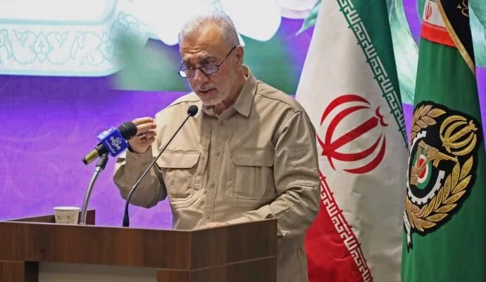 وزیر دفاع: برنامههای وزارت دفاع با نیازهای نیروهای مسلح تطبیق داده میشود