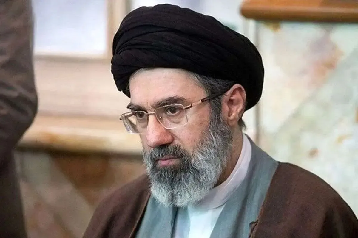 اقدام معنادار رسانهی رهبری ساعتی قبل از تجمع مخالفان توافق