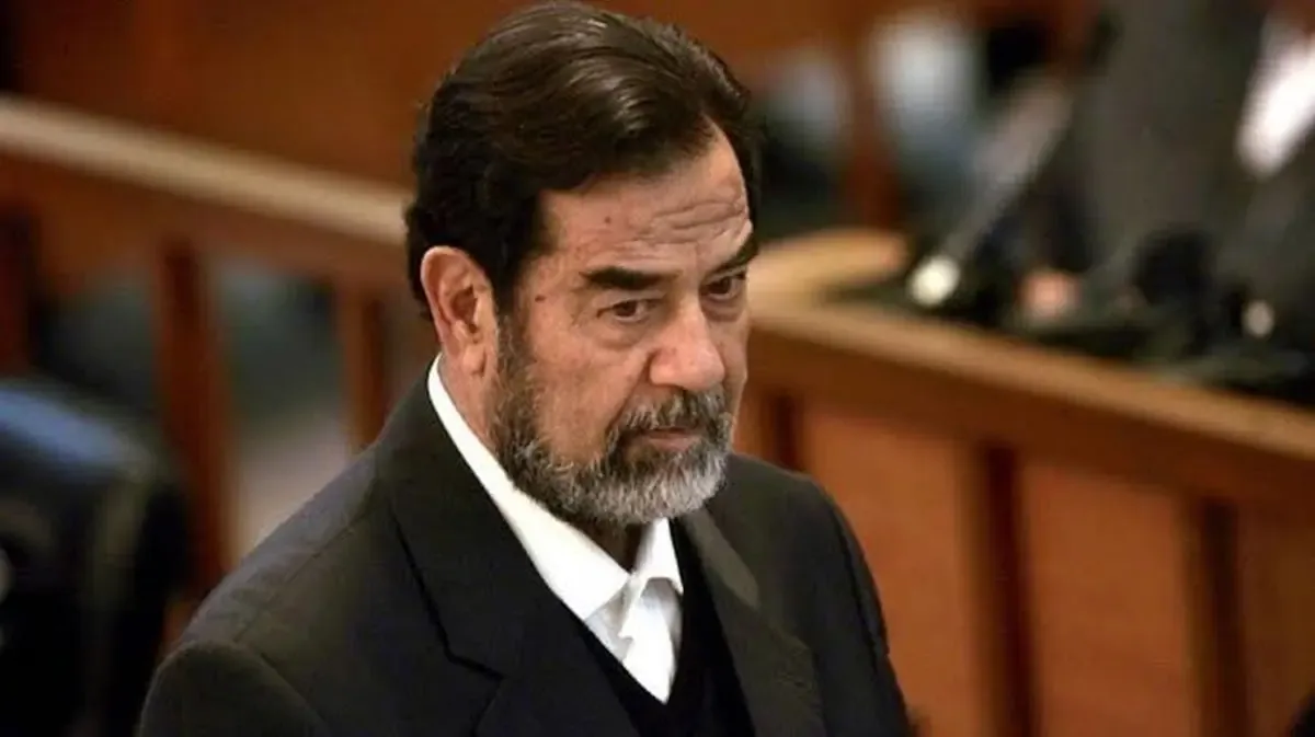 سفر در زمان؛ «صدام» در حال چای خوردن با همسر اول اش «ساجده»؛ دهه 50