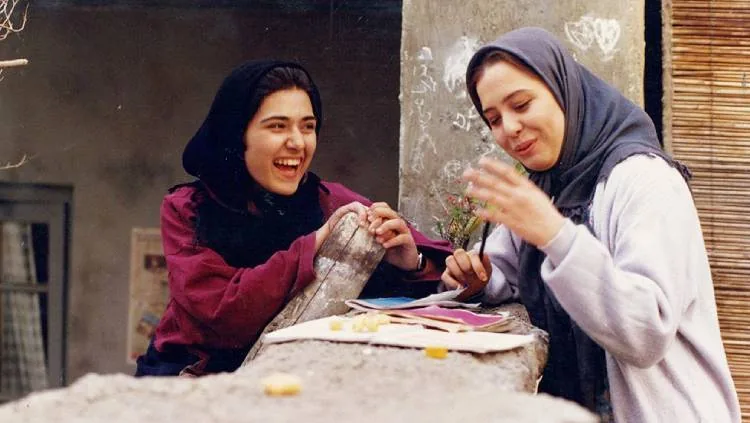  باران کوثری زیر پوست شهر