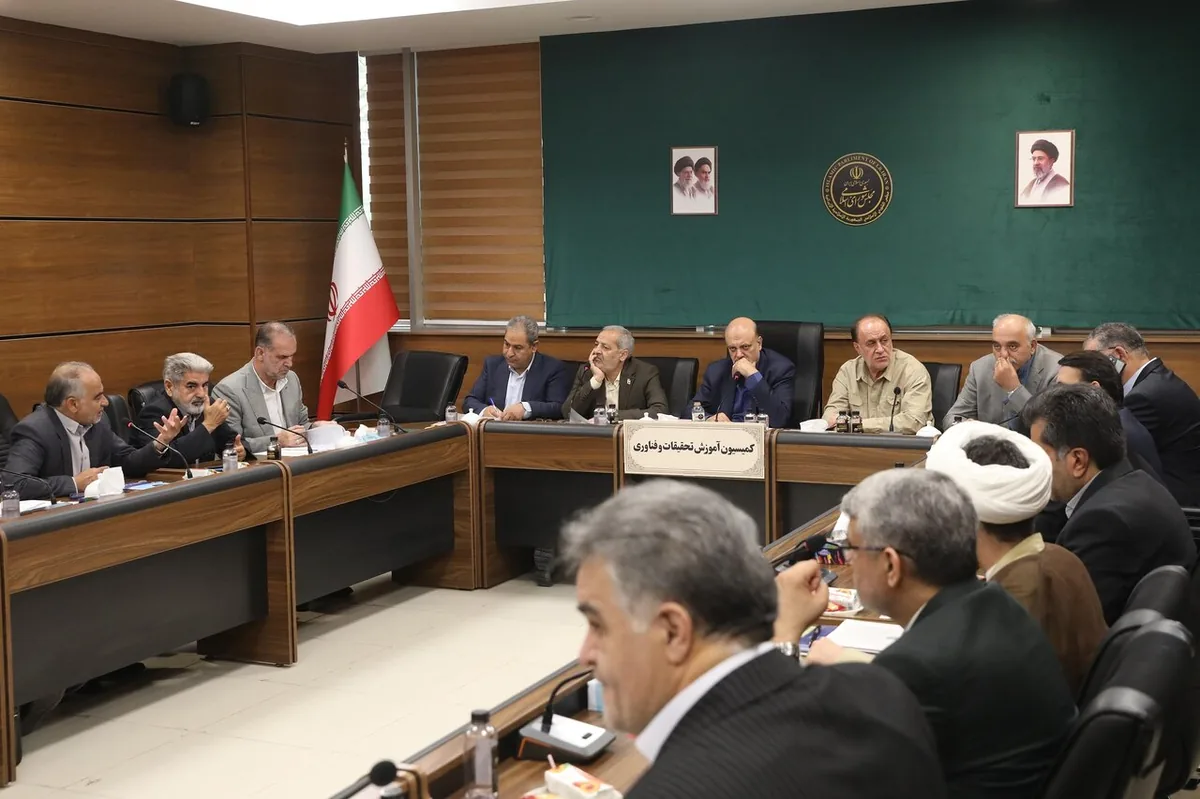ضرورت تدوین «بستههای حمایتی» برای معلمان