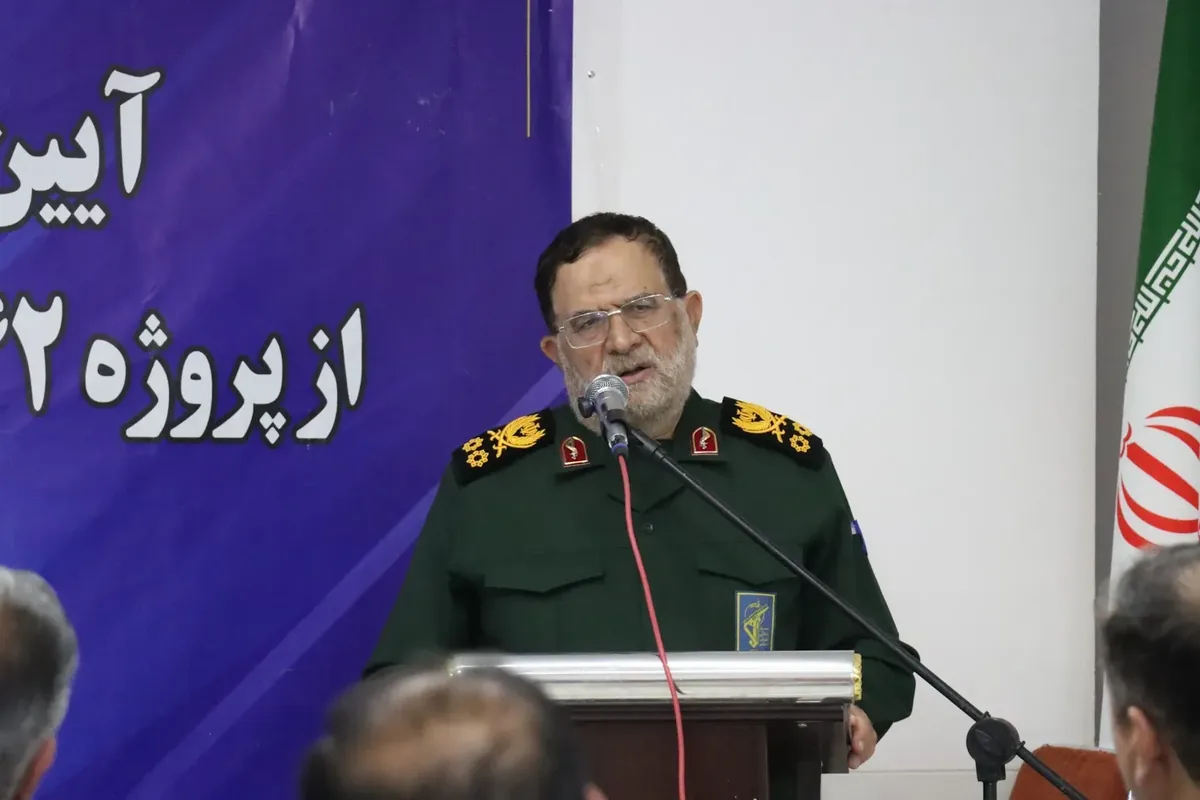 سرلشکر ایزدی: پاسداران برای حفظ امنیت کشور و انجام ماموریتهای محوله از جان خود میگذرند