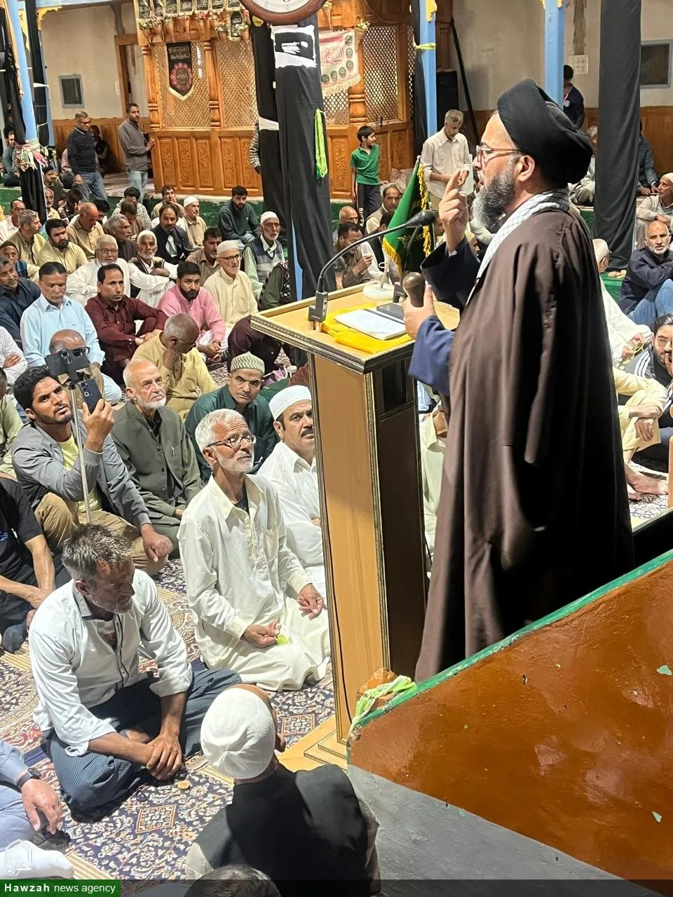 تقوا و اخلاق، اساس تحکیم خانواده و پیشرفت امت اسلامی است