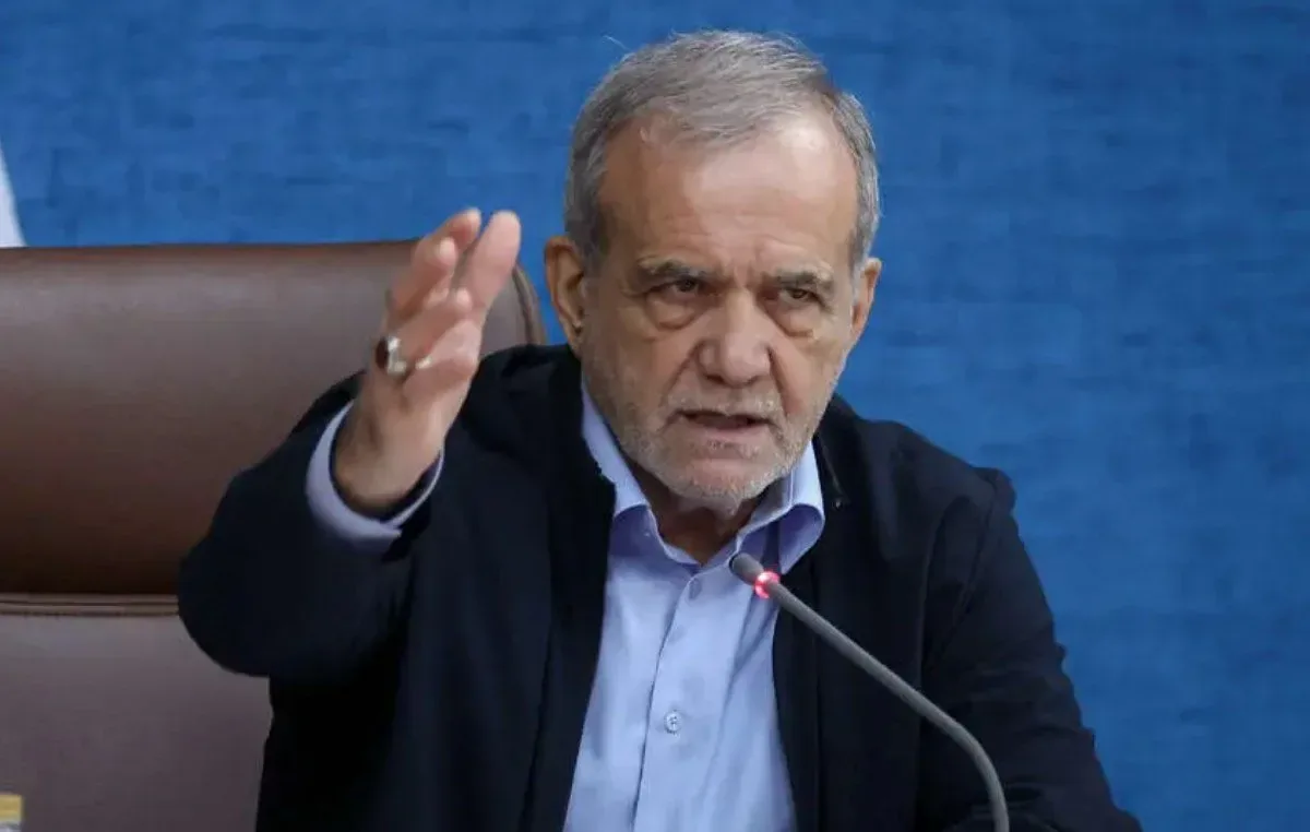 پزشکیان: در حال گفتوگو و مذاکره هستیم/ در یک جنگ تمام عیار در ابعاد کامل قرار داریم
