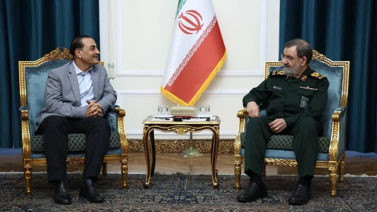 سرلشکر رضایی: ذرهای از مواد هستهای غنی شده از ایران خارج نخواهد شد