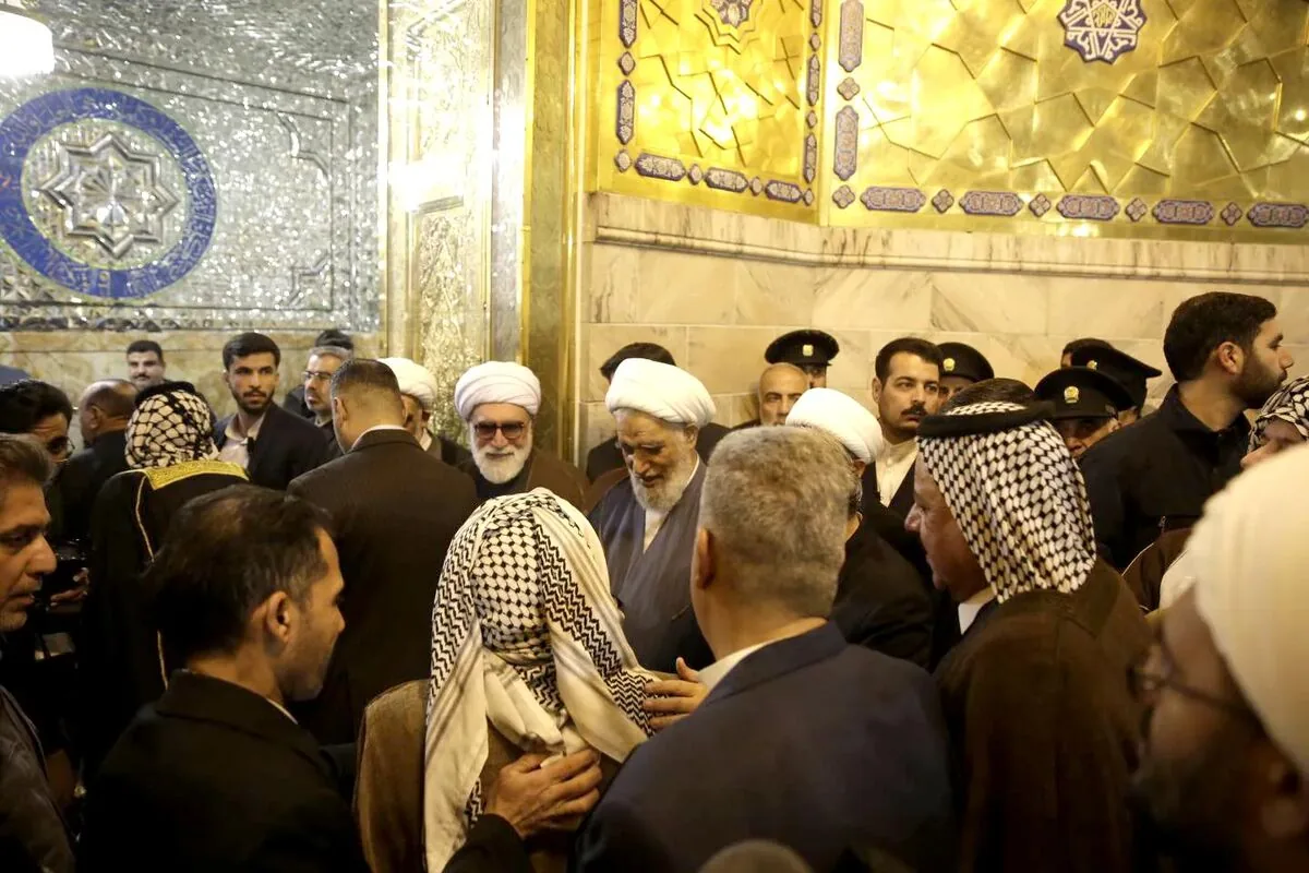 تولیت آستان قدس رضوی از شیوخ عشایر عراق در حرم رضوی استقبال کردند