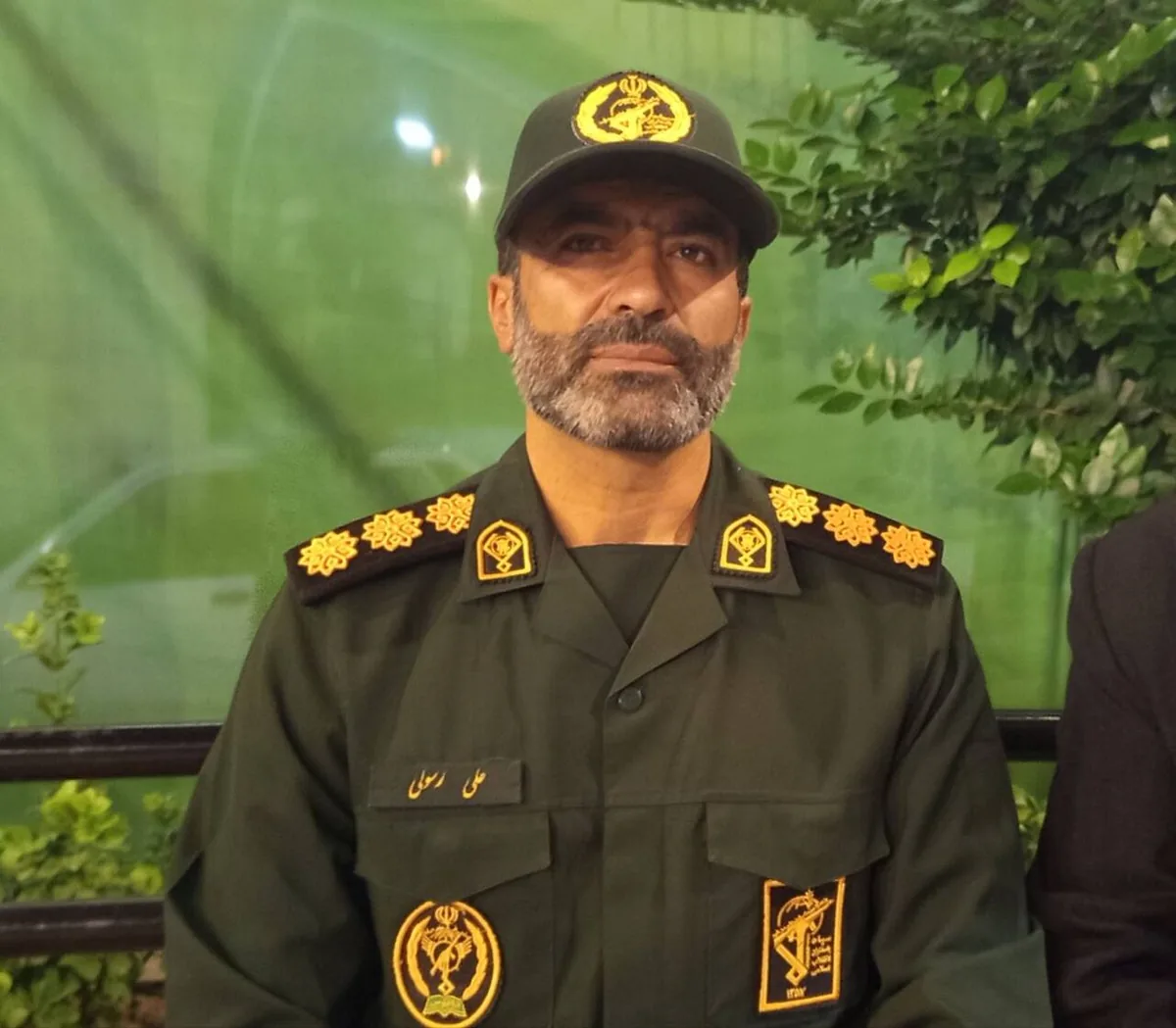 ملت ایران پرچمدار جبهه حق در جهان است