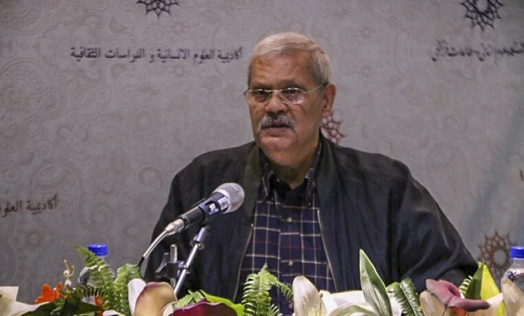 ابوالقاسم رادفر استاد زبان و ادبیات فارسی درگذشت