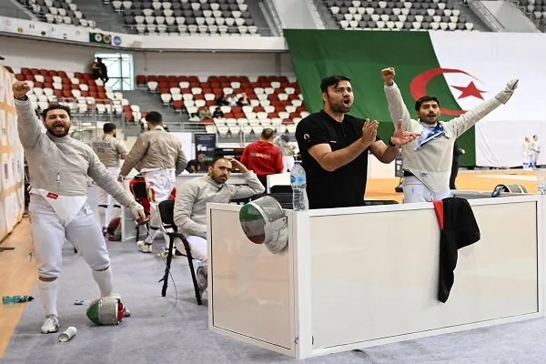 شمشیربازی سابر ایران در ایستگاه تصمیم؛فرصتها یکی پس از دیگری میگذرند