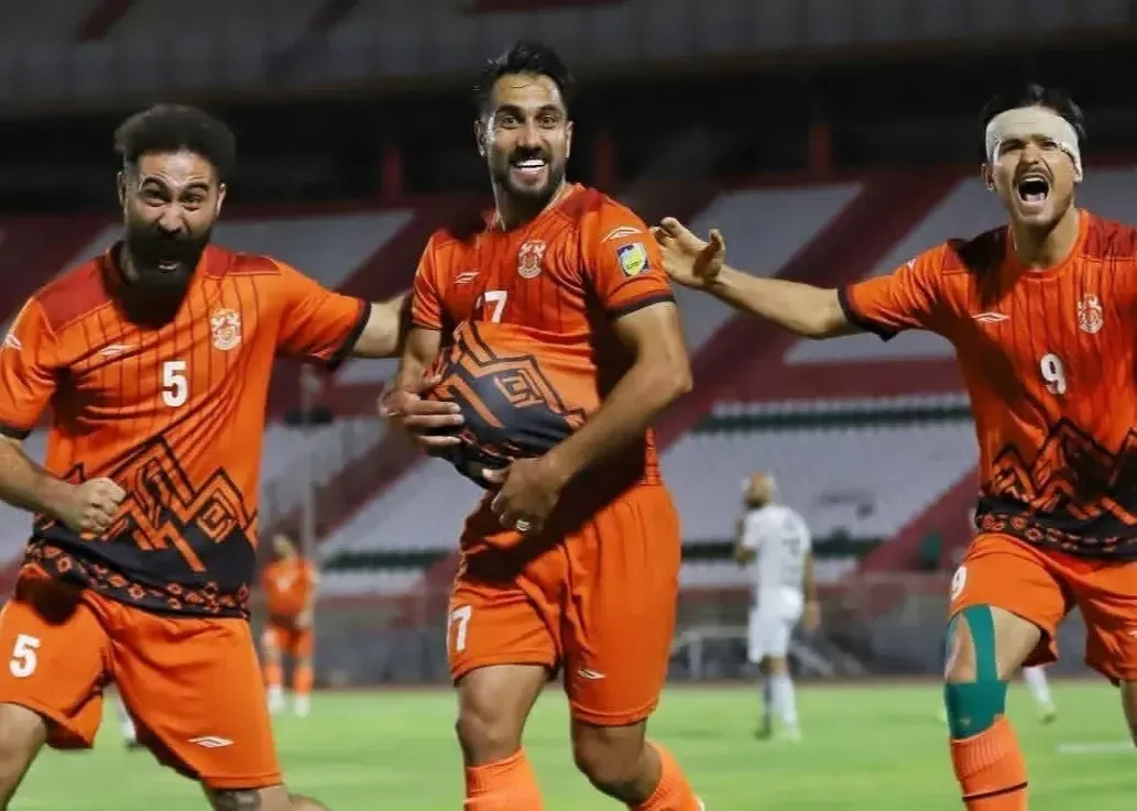 جنجال، رختکن تاریک و 5 گل در جنوب لیگ یک