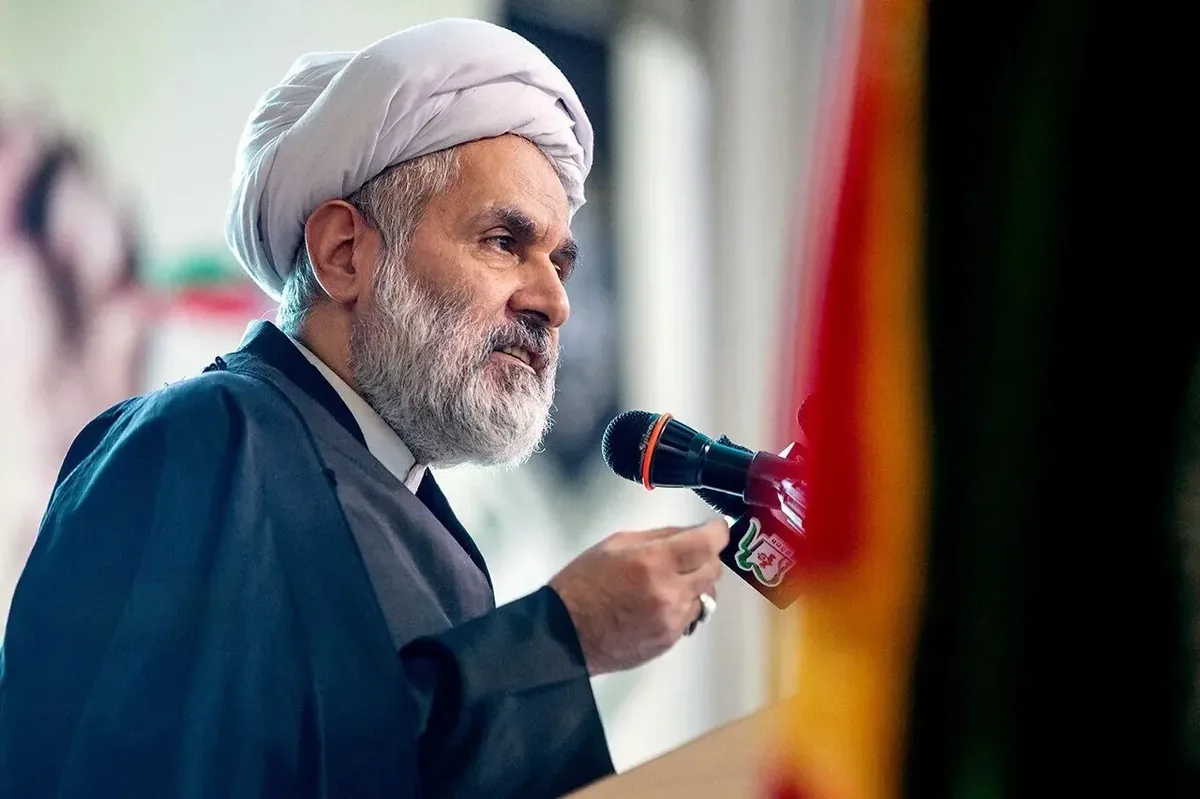 طائب، رئیس سازمان بسیج: آمریکاییها وارد جنگ نمیشوند چون شیوه پاسخ ایران غیرقابلپیشبینی شده / پرونده ایران، بهصورت مستقیم و غیرمستقیم در انتخابات آمریکا اثر دارد / او باید در خاورمیانه یک پیروزی بگیرد / تمام تلاششان این است که یک پیروزی بگیرند؛ یا این پیروزی عنوانش نظامی باشد یا پیروزی مذاکراتی باشد
