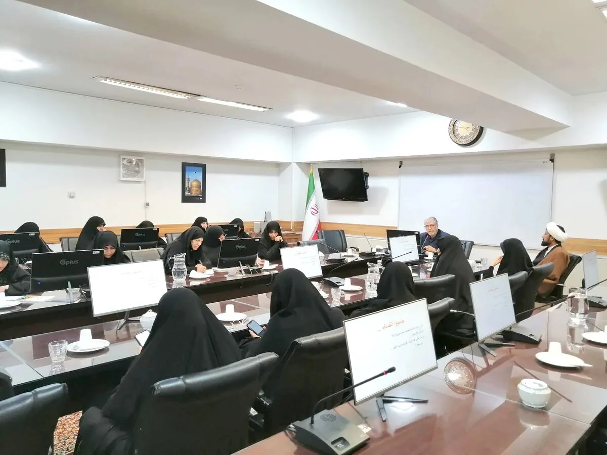 بنیاد پژوهش های اسلامی، کارگاه آموزشی با محوریت کتاب مهارت های والدین، برگزار کرد