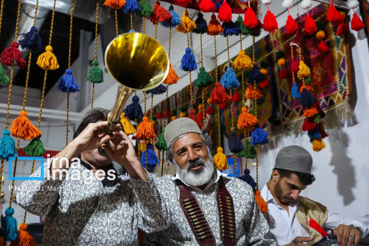 ایران در اراده مردمی جریان دارد که برای ساخت آینده بهتر تلاش میکنند