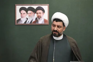 آزادی خواه: مدت زمان جلسه رهبری و قالیباف طولانی بوده است/ اقدامات یک جریان سیاسی مشخص خلاف منویات رهبر انقلاب است اما به اسم رهبر عزیز فاکتور میشود