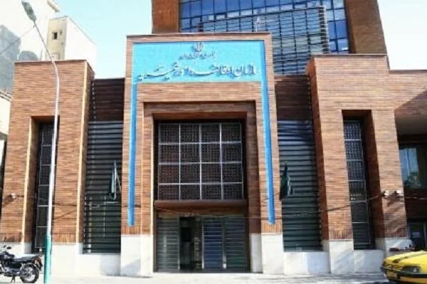 آشنا: اطلاعرسانی درباره عملکرد سازمان اوقاف ضروری است