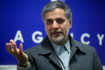 تفسیر سخنگوی سابق کمیسیون امنیت ملی مجلس از استیضاح عراقچی در شرایط فعلی؛ تیر زدن به خود/ کسی نمیگوید آقای عراقچی هیچ اشکالی ندارد اما...