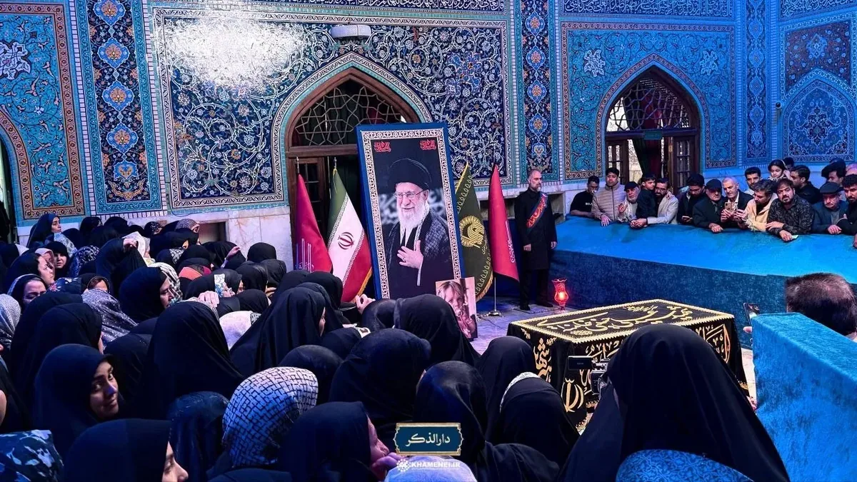 مزار رهبر شهید