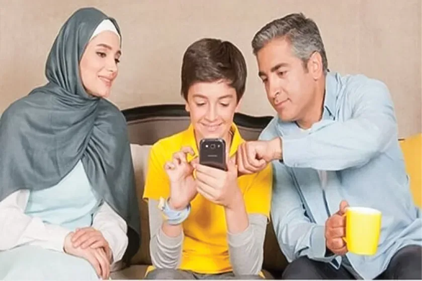 شناخت نوجوانان از مسیر الگوریتمها