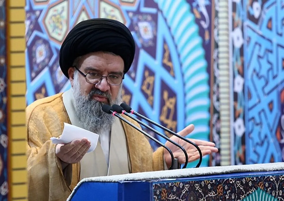 کسانیکه با موشک رزمندگان آرامش سخن گفتن یافتهاند، نباید زبان آمریکا را تکرار کنند