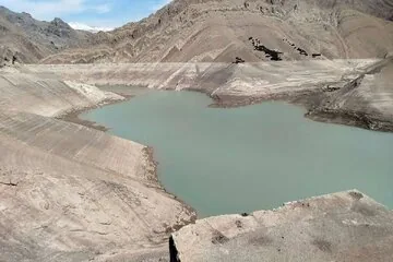 راز تفاوت ذخیره سدهای تهران؛ سد کرج بالاتر از میانگین ۱۰ساله و سد لار فقط با ۴ درصد ذخیره / نقش توپوگرافی البرز در بارشهای نامتوازن