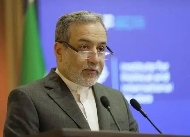 عراقچی: انتظار داریم سازمان همکاری اسلامی نقش فعالانهتری در حل اختلافات جهان اسلام ایفا کند