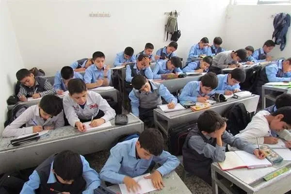 همه مدارس استان بوشهر حضوری است؛ پیگیری آموزش در کلاسهای درس