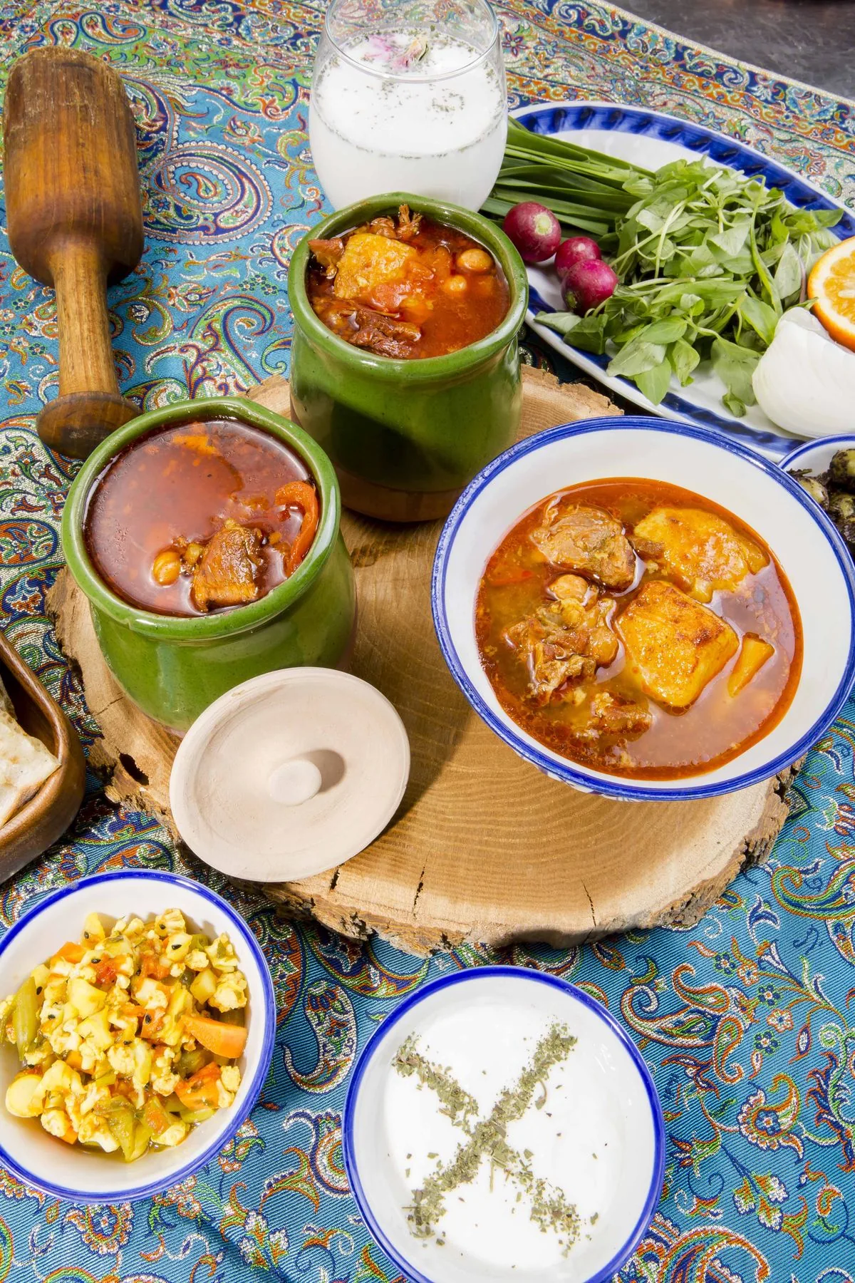 تزیین میز غذا ایرانی