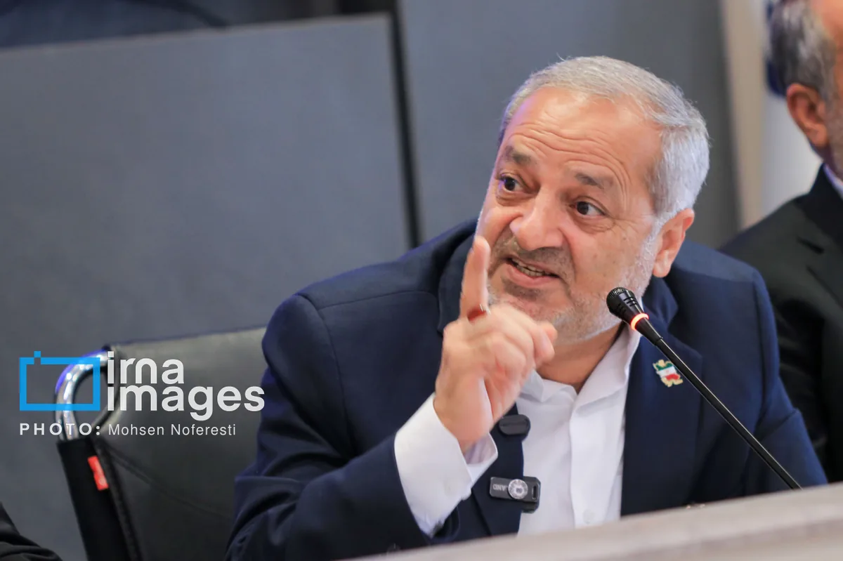 ملت ایران با ایستادگی در برابر امریکا و اسرائیل عظمت خود را به جهان نشان داد