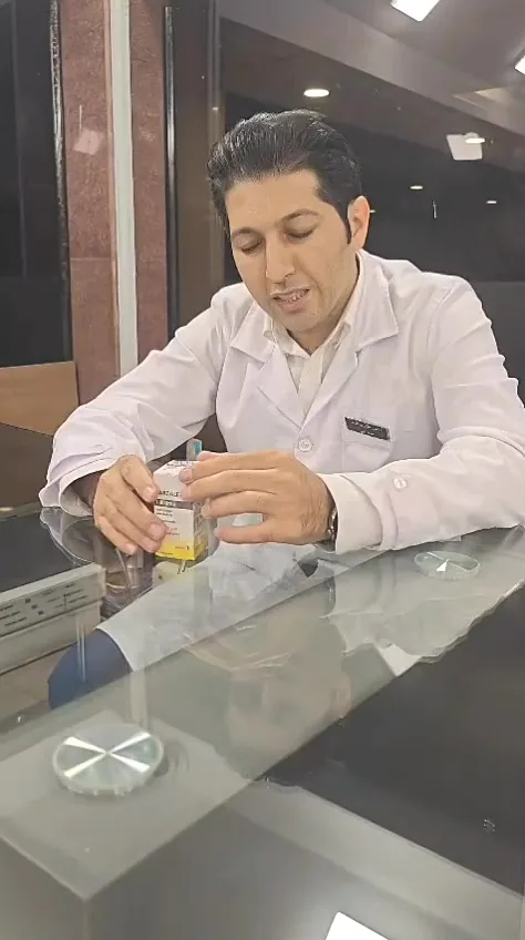 هشدار یک دکتر داروساز در مورد تقلبی بودن برخی داروهای وارداتی: شیشه اصلاً مربوط به یک داروی دیگر است + فیلم