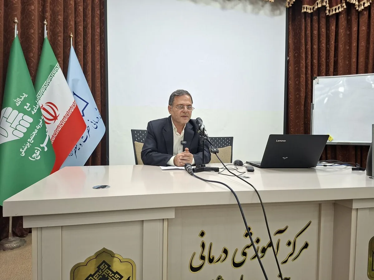 استاندار زنجان: پرستاری فراتر از شغل، جلوهای از عشق به انسانها و فداکاری است