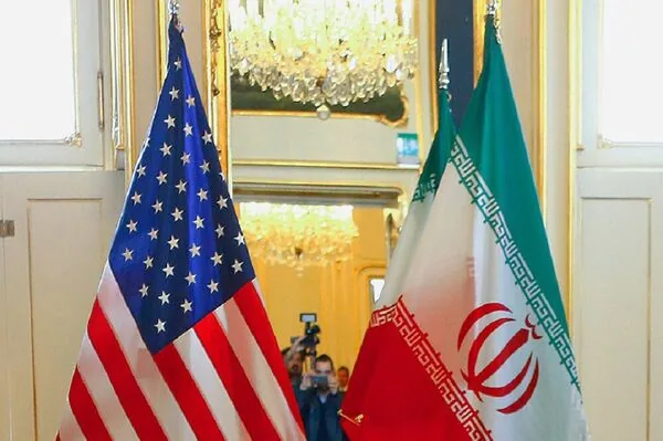 ادعای اکسیوس: کاخ سفید و میانجیهای قطری هنوز منتظر پاسخ ایران هستند/ میانجی ها به عراقچی گفتند که ممکن است ترامپ تهاجمی تر شود