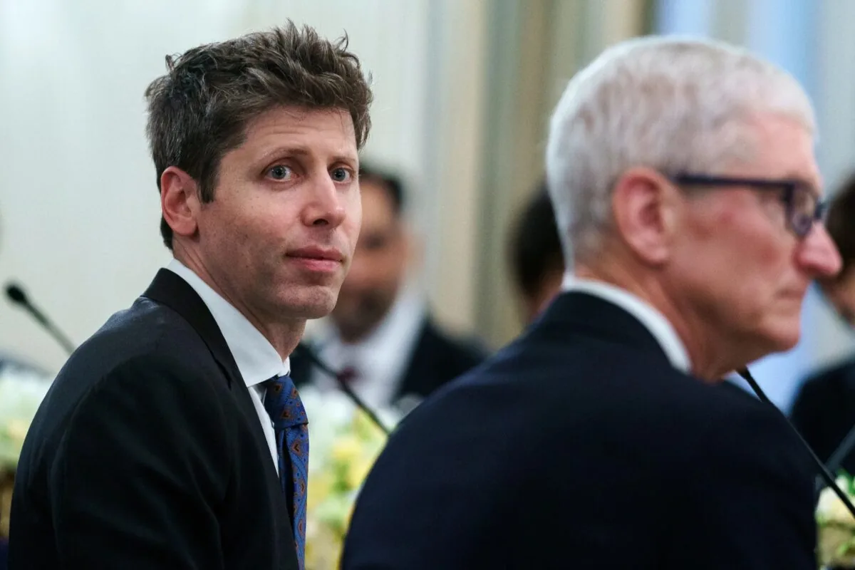 شکایت اپل از OpenAI به دلیل سرقت اسرار تجاری و اطلاعات محرمانه سخت‌افزار