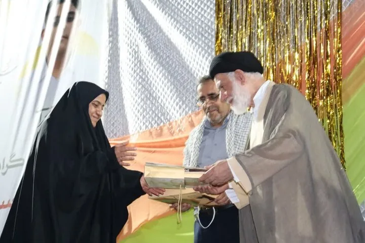 پرستاران شهرستان دیّر تجلیل شدند