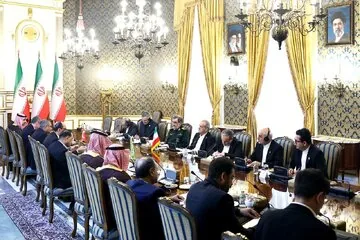 پزشکیان: ایران از هر تفاهمی برای تقویت وحدت و انسجام کشورهای اسلامی حمایت میکند/ به عنوان عضو NPT خواهان ادامه فعالیتهای هستهای خود هستیم