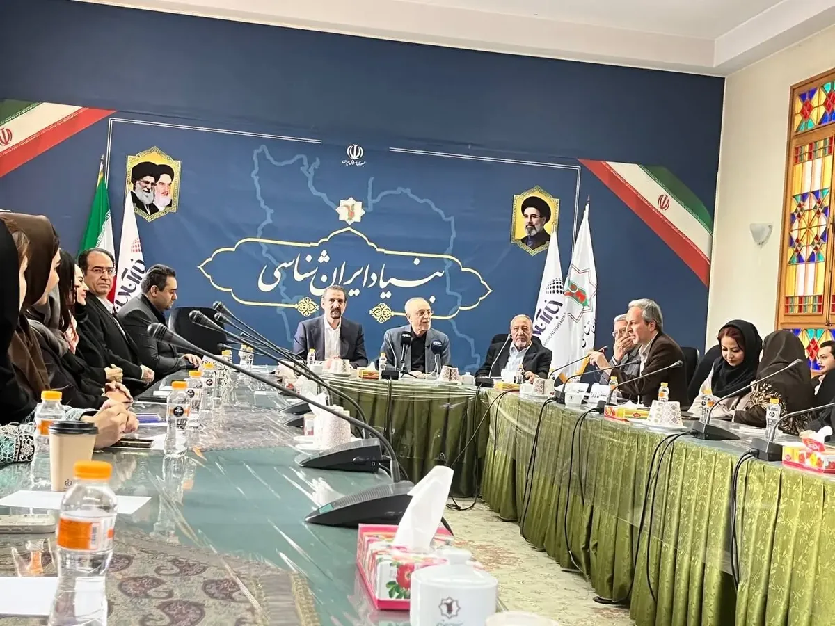 علی اکبر صالحی: شعار میدهیم و بعد خودمان گرفتار میشویم
