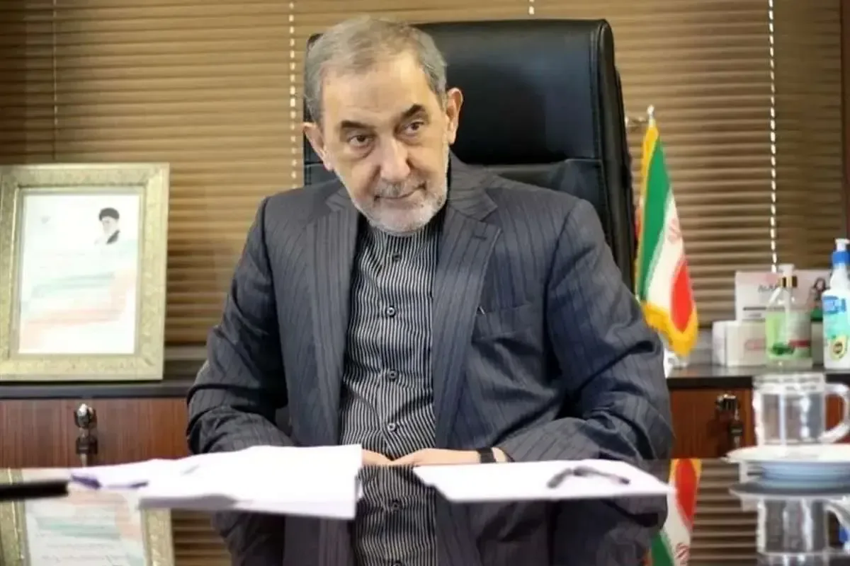 ولایتی: ساعت صفر فرارسیده و پرتابگرها آماده میشوند