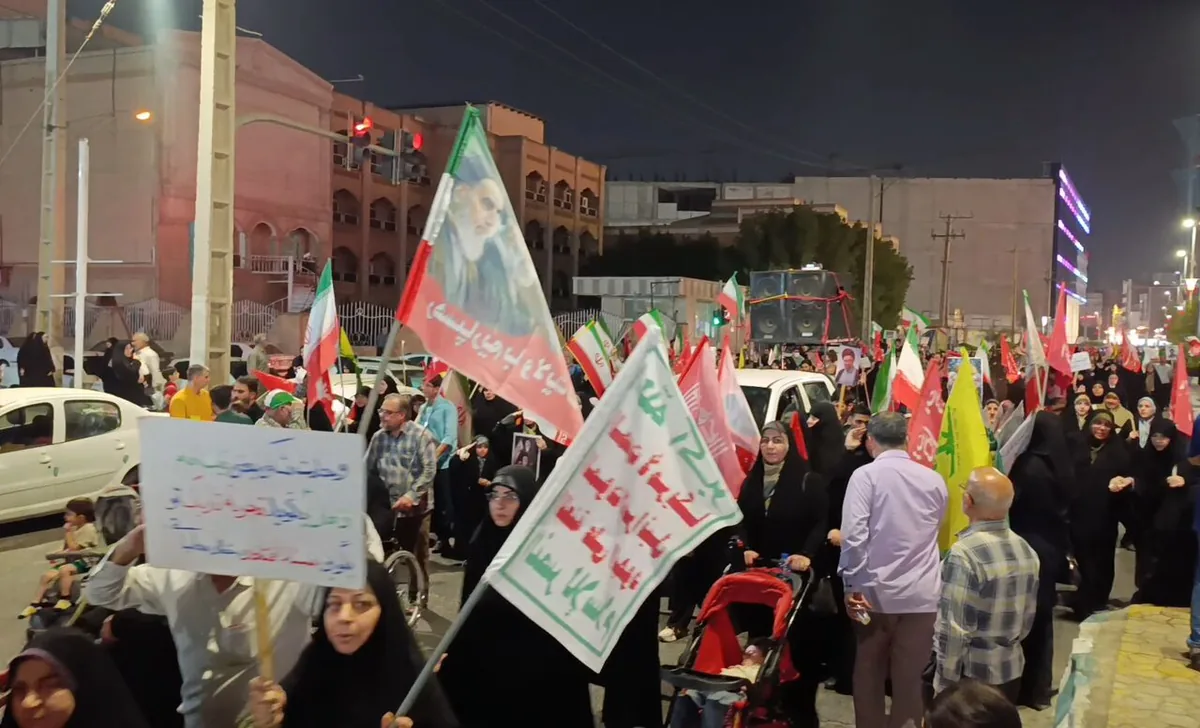 طنین فریاد استکبارستیزی مردم اهواز پس از ۲۲۷ شب حضور حماسی در میدان