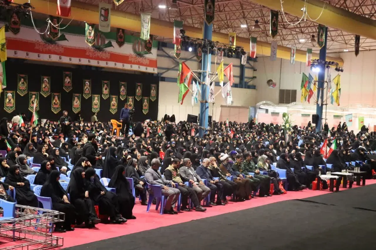 انقلاب اسلامی زمینهساز حضور زنان در عرصههای مختلف جامعه شد