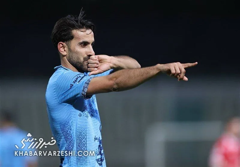 فرعباسی زودتر حرکت کرد، پنالتی چادرملو باید تکرار میشد