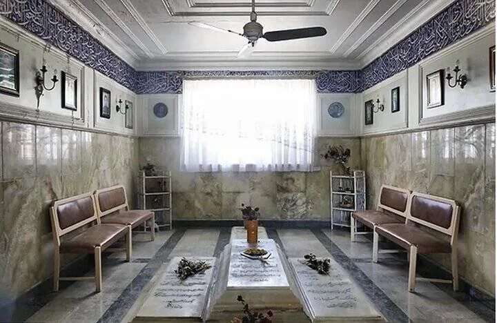 خانه آخرت متری چند؟