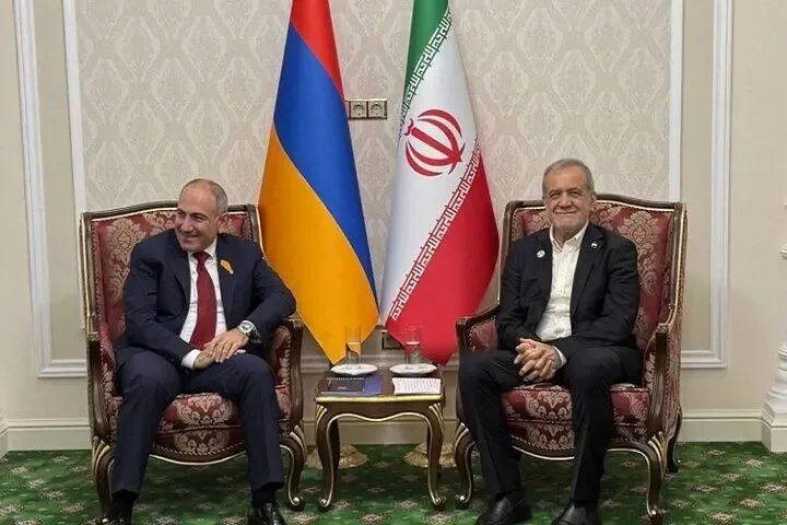 پزشکیان: زمینههای فراوانی برای همکاری میان ایران و ارمنستان وجود دارد
