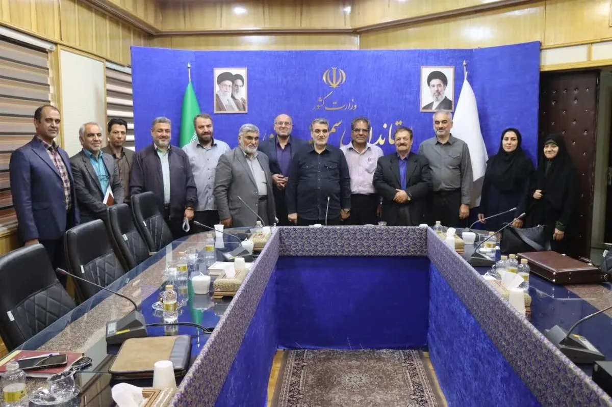 کولیوند: احزاب برای حل مسائل استان سمنان میدانداری کنند