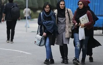 رئیس دانشگاه علوم پزشکی ایران: در دانشگاه و بیمارستان ضوابطی برای پوشش وجود دارد که رعایت آن الزامی است / درحال حاضر دانشجوی ممنوعالورود نداریم