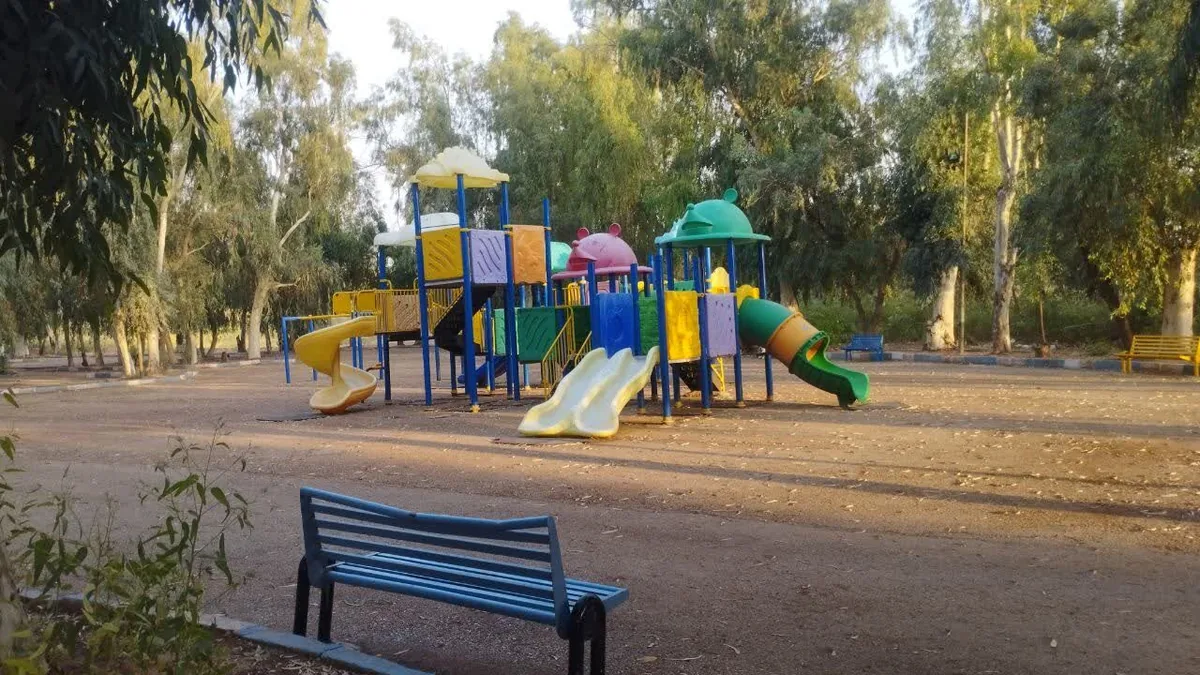 کودکان قصرشیرین چشمانتظار بوستانهای ایمن و مجهز