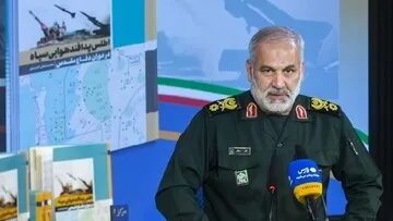 مشاور فرمانده هوافضای سپاه: موشکهای ما با برد ۲ هزار کیلومتر و نقطه زن هستند؛ ابتدا در عین الاسد زدیم/ در هر حوزهای به ولیفقیه گوش دادیم پیروز شدیم