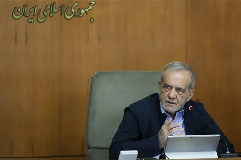 پزشکیان: رسیدگی به مناطق محروم اولویت بنیاد مستضعفان باشد